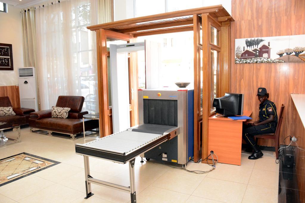 La Posh Hotel Kigali Eksteriør billede